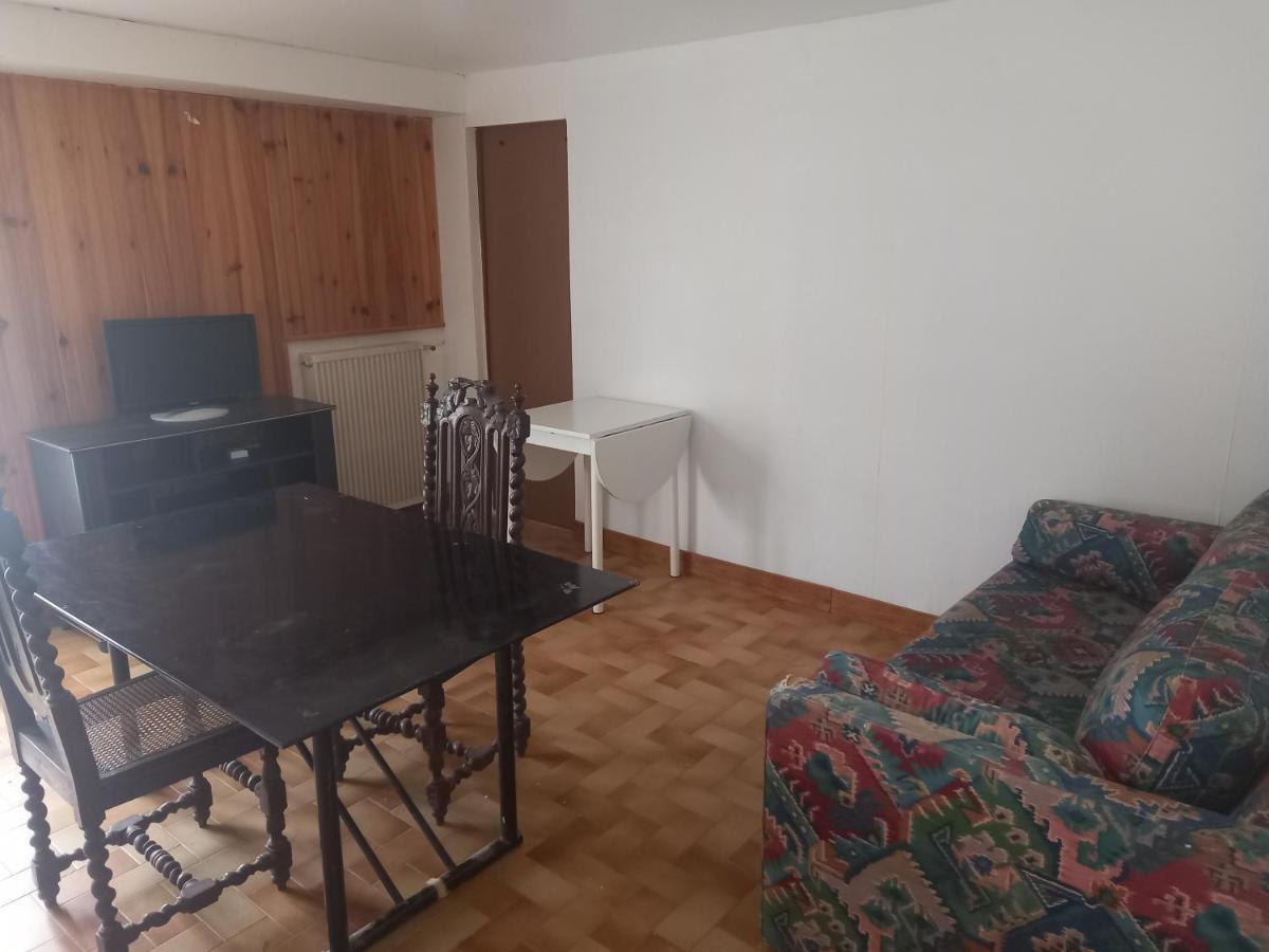 Mon Petit Studio Διαμέρισμα Montmorillon Εξωτερικό φωτογραφία